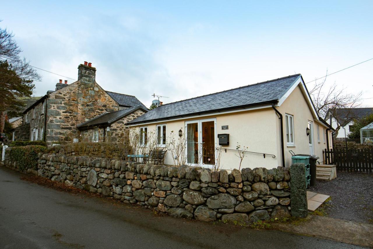 Gwynant Bach - Cosy 2 Bed Bungalow Cottage In Snowdonia National Park, Conwy, North Wales المظهر الخارجي الصورة