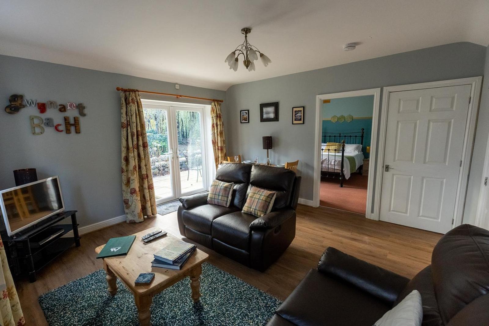 Gwynant Bach - Cosy 2 Bed Bungalow Cottage In Snowdonia National Park, Conwy, North Wales المظهر الخارجي الصورة
